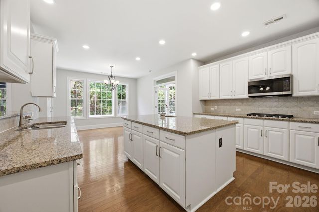 6812 S Creek Road, Charlotte, NC 28277
