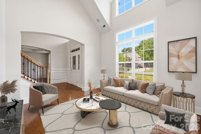 6812 S Creek Road, Charlotte, NC 28277