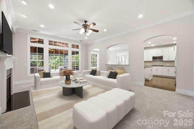 6812 S Creek Road, Charlotte, NC 28277