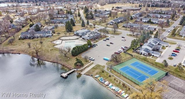 19623 Neptune Court, Northville, MI 48167