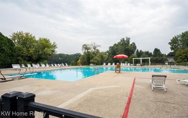 19623 Neptune Court, Northville, MI 48167