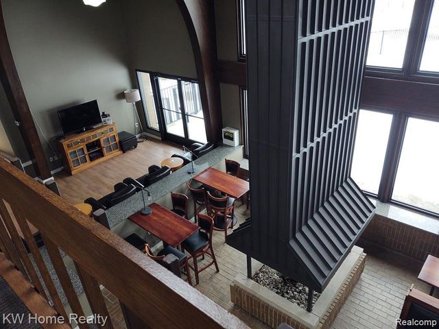 19623 Neptune Court, Northville, MI 48167