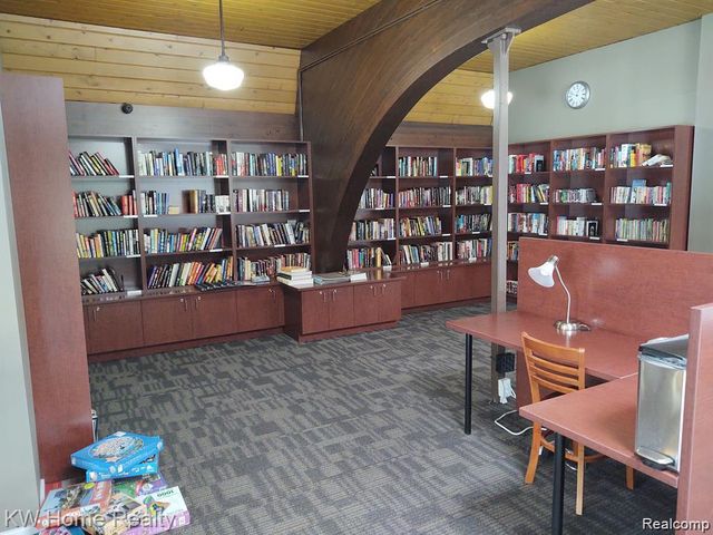 19623 Neptune Court, Northville, MI 48167