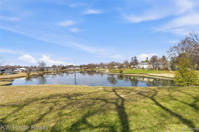 19623 Neptune Court, Northville, MI 48167