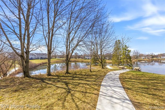 19623 Neptune Court, Northville, MI 48167