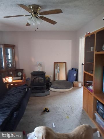 9804 MOHAWK DR, King George, VA 22485
