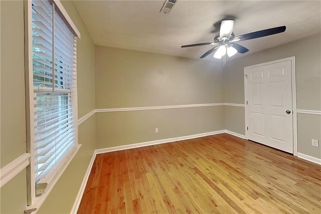 523 Cherokee Mills Drive, Woodstock, GA 30189