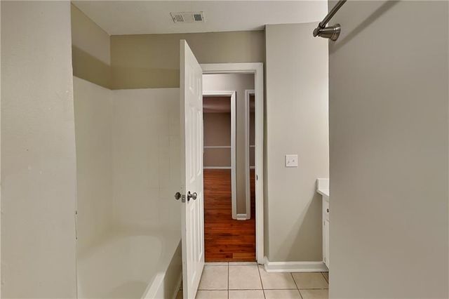 523 Cherokee Mills Drive, Woodstock, GA 30189