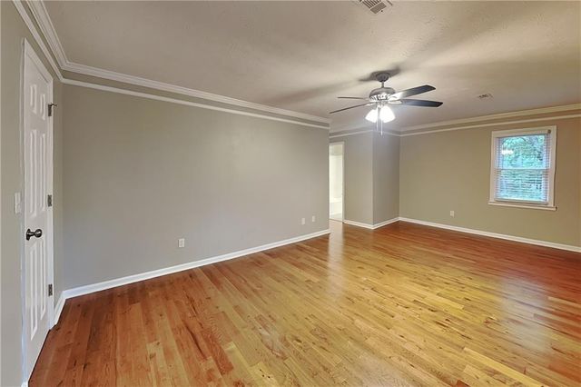 523 Cherokee Mills Drive, Woodstock, GA 30189