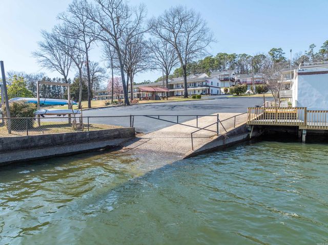 210 Aberina St Apt J1, Hot Springs, AR 71913