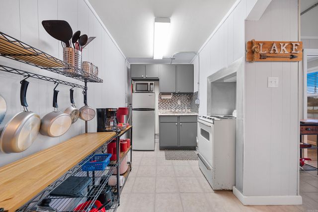 210 Aberina St Apt J1, Hot Springs, AR 71913