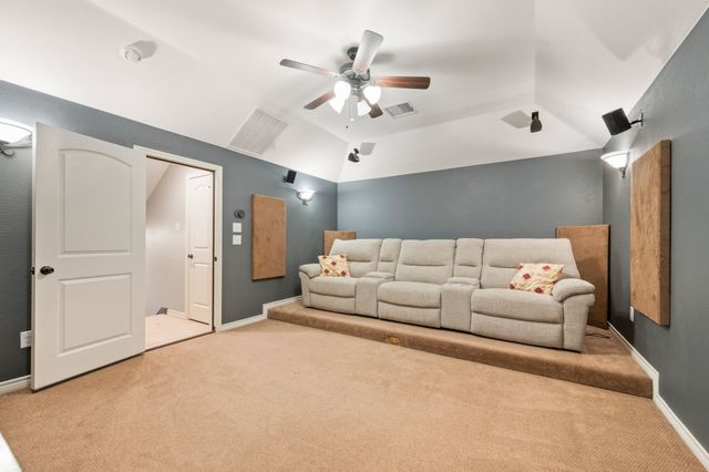 11712 Wolfcreek Lane, Fort Worth, TX 76244