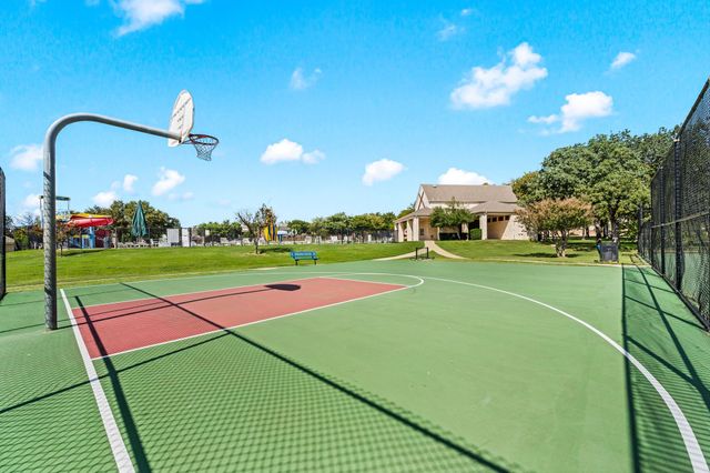 11712 Wolfcreek Lane, Fort Worth, TX 76244