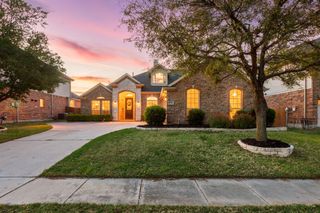 11712 Wolfcreek Lane, Fort Worth, TX 76244