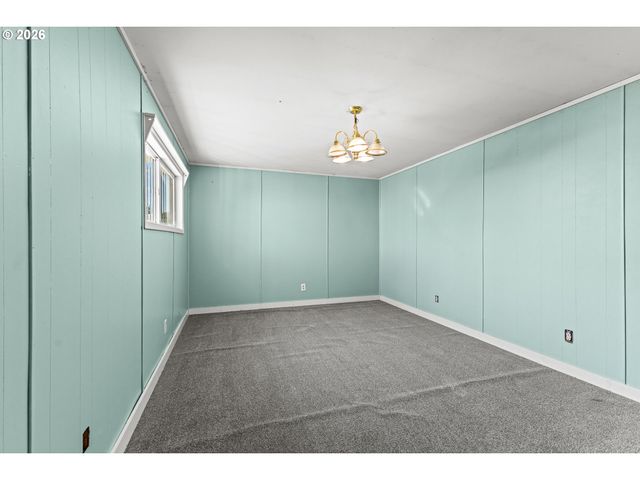 412 23RD St, Myrtle Point, OR 97458