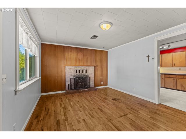 412 23RD St, Myrtle Point, OR 97458