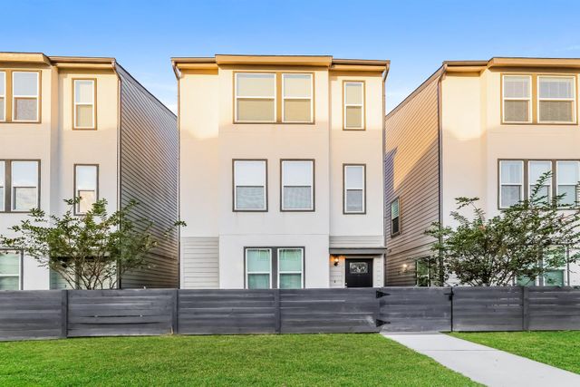 18427 Idyllic Alley, Shenandoah, TX 77385