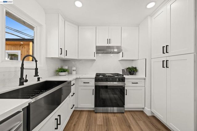 219 Omira Dr, San Jose, CA 95123