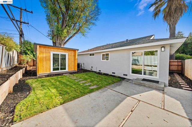 219 Omira Dr, San Jose, CA 95123