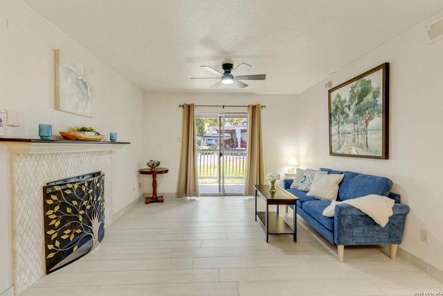 14343 Judson Rd Apt 801, San Antonio, TX 78233