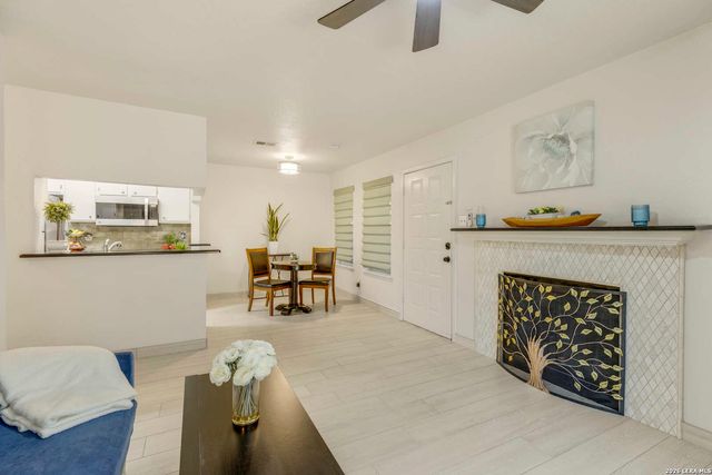 14343 Judson Rd Apt 801, San Antonio, TX 78233