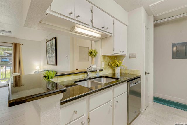 14343 Judson Rd Apt 801, San Antonio, TX 78233
