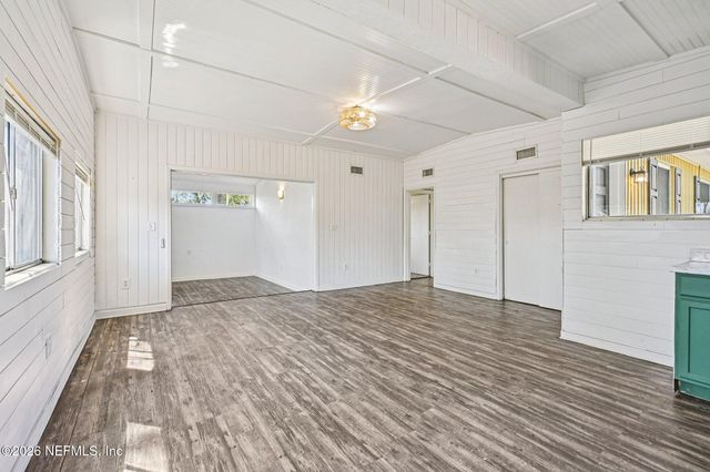 1044 HALIFAX Road, Jacksonville, FL 32216