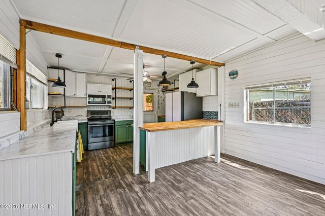 1044 HALIFAX Road, Jacksonville, FL 32216