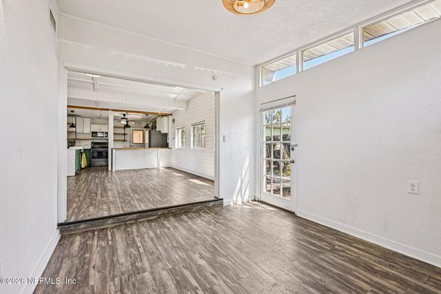 1044 HALIFAX Road, Jacksonville, FL 32216