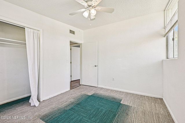 1044 HALIFAX Road, Jacksonville, FL 32216