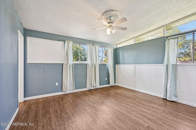 1044 HALIFAX Road, Jacksonville, FL 32216