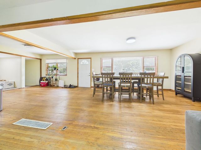 3451 E Craig St, Wichita, KS 67216