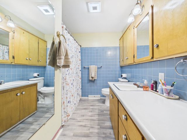 3451 E Craig St, Wichita, KS 67216