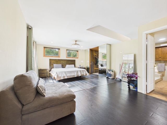 3451 E Craig St, Wichita, KS 67216