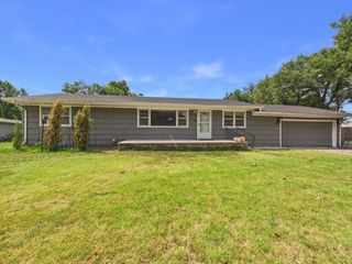 3451 E Craig St, Wichita, KS 67216