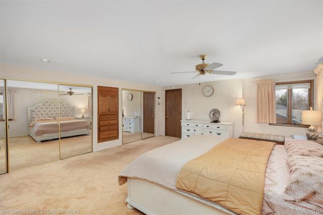 20114 Fairway Drive, Grosse Pointe Woods, MI 48236