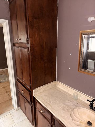 4207 Comanche Street, Pasadena, TX 77504