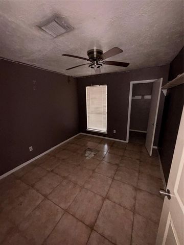 4207 Comanche Street, Pasadena, TX 77504