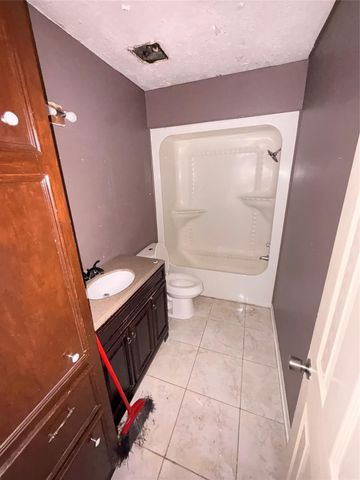 4207 Comanche Street, Pasadena, TX 77504