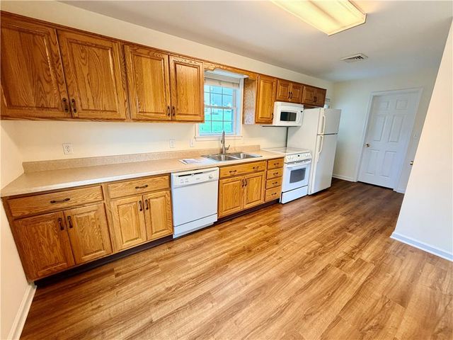 1433 Salisbury Road, Allentown City, PA 18103