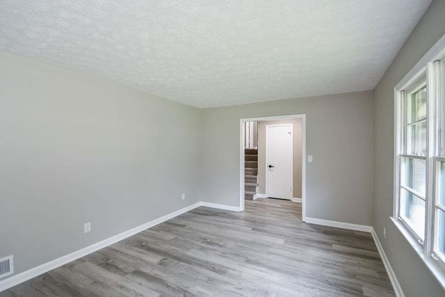 90 Cabriolet Trail, Mcdonough, GA 30253
