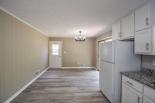 90 Cabriolet Trail, Mcdonough, GA 30253
