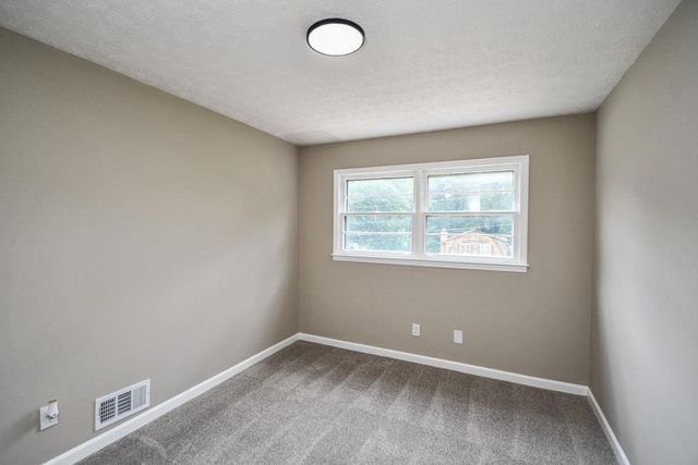 90 Cabriolet Trail, Mcdonough, GA 30253