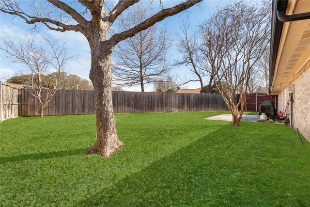 609 Lake Ridge Drive, Allen, TX 75002