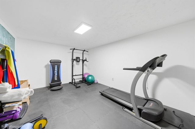 5544 N Drumheller St, Spokane, WA 99205