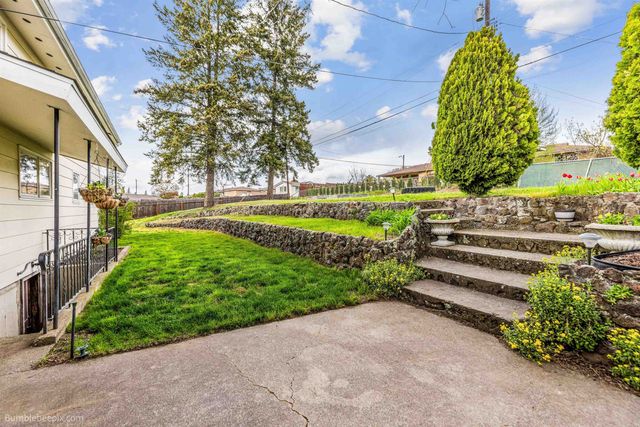 5544 N Drumheller St, Spokane, WA 99205