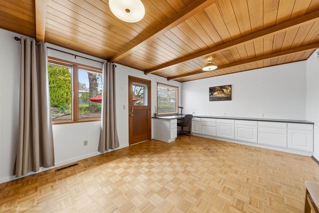 5544 N Drumheller St, Spokane, WA 99205