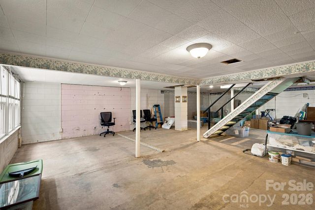 121 Rhyne Street, Morganton, NC 28655