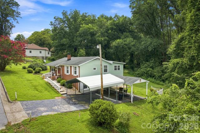 121 Rhyne Street, Morganton, NC 28655