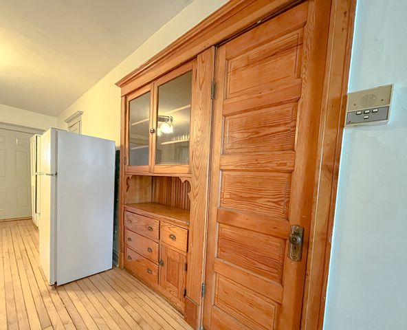 2442 N Ashland Avenue 1, Chicago, IL 60614